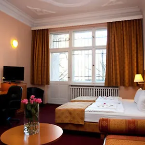 Aster An Der Messe Hotel